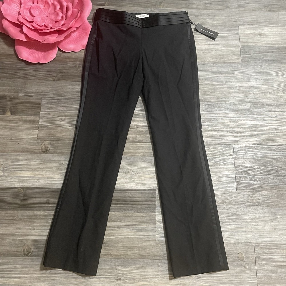 NWT BANANA REPUBLIC Womens Sz 4 The Logan Fit Wool Black Pleated Stripe